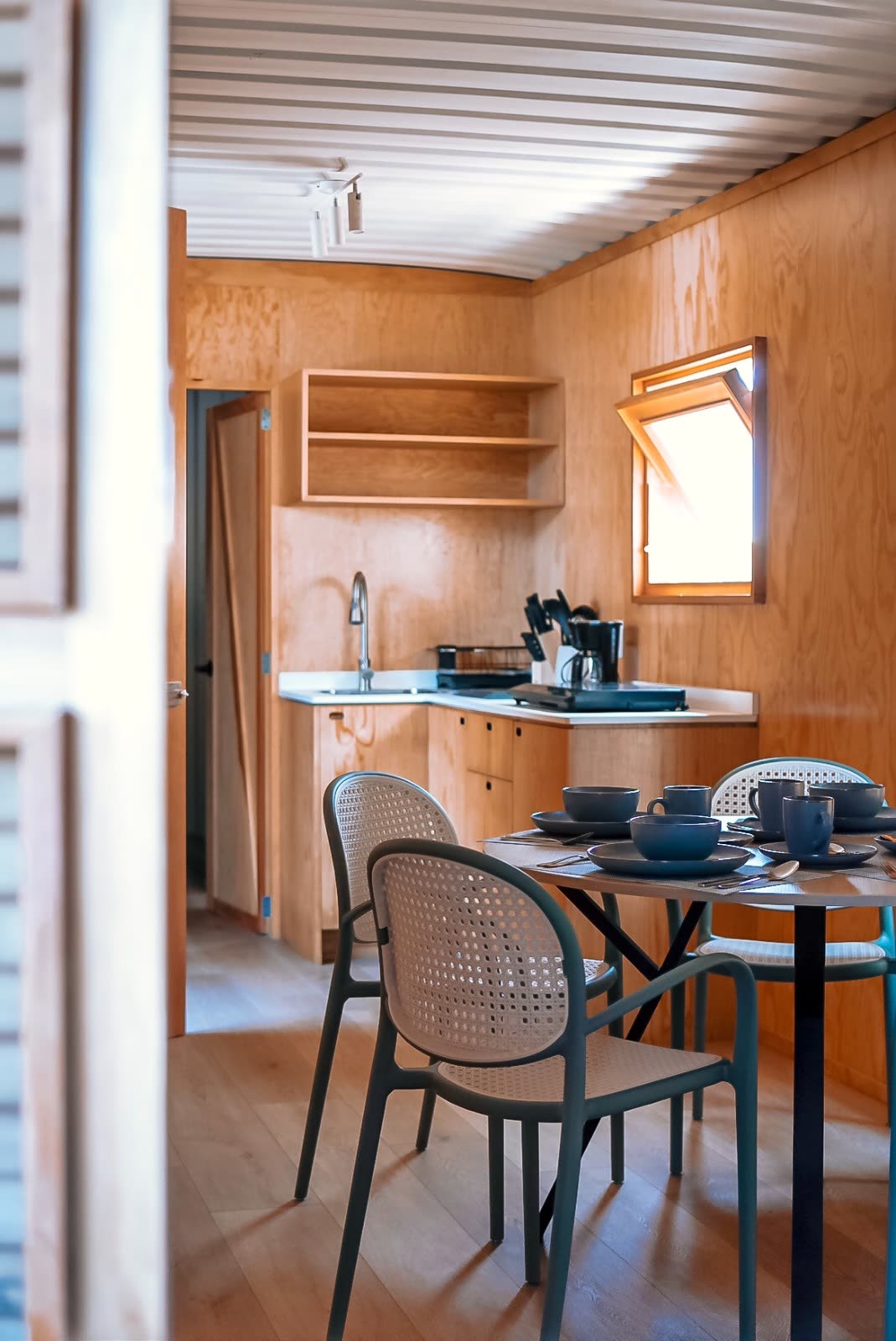 Casa Akaw · Luxury Surf Shack